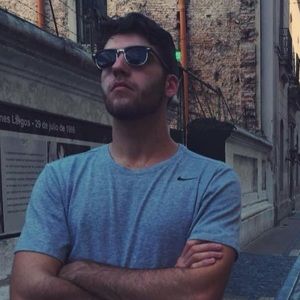 Meet your Posher, Alexandre